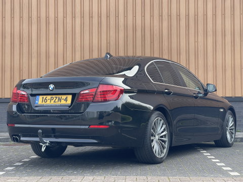 BMW 5 Serie 523i High Executive | Handel / export | Keyless | Trekhaak | Panoramadak | Bluetooth | Navigatie | Cruise Control | Airconditioning |