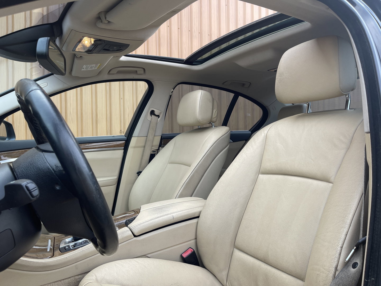 BMW 5 Serie 523i High Executive | Handel / export | Keyless | Trekhaak | Panoramadak | Bluetooth | Navigatie | Cruise Control | Airconditioning |