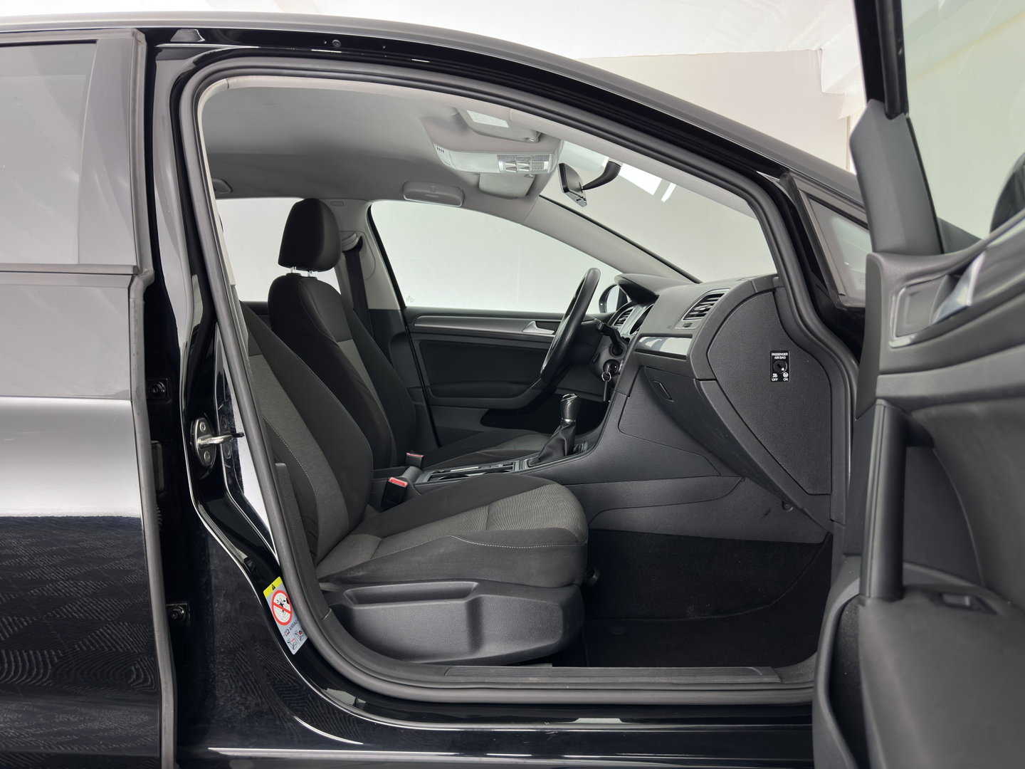Volkswagen Golf 1.2 TSI Easyline *NAVI-FULLMAP | COMFORT-SEATS | AIRCO | PRIVACY-GLASS | 18''ALU*