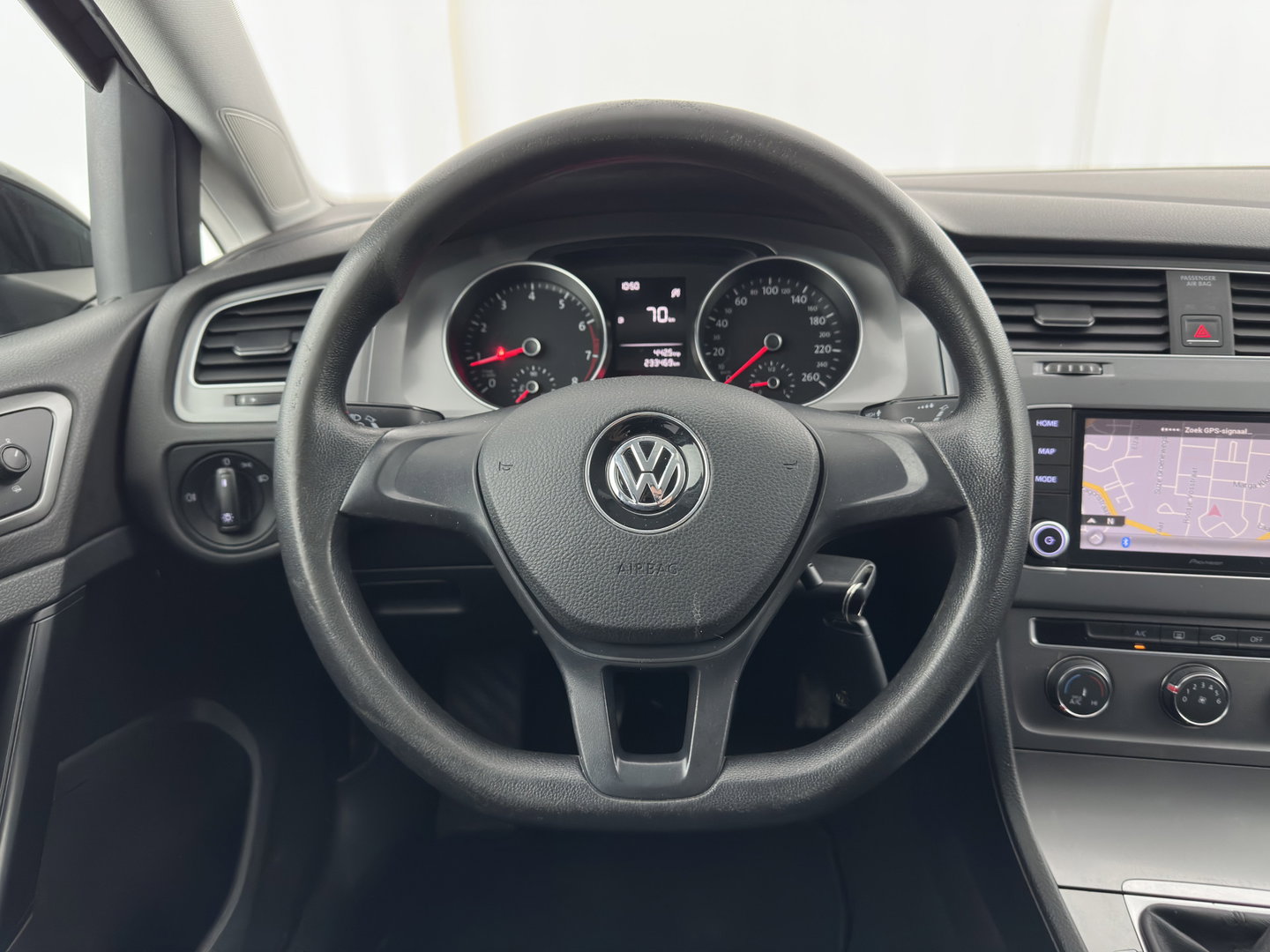 Volkswagen Golf 1.2 TSI Easyline *NAVI-FULLMAP | COMFORT-SEATS | AIRCO | PRIVACY-GLASS | 18''ALU*