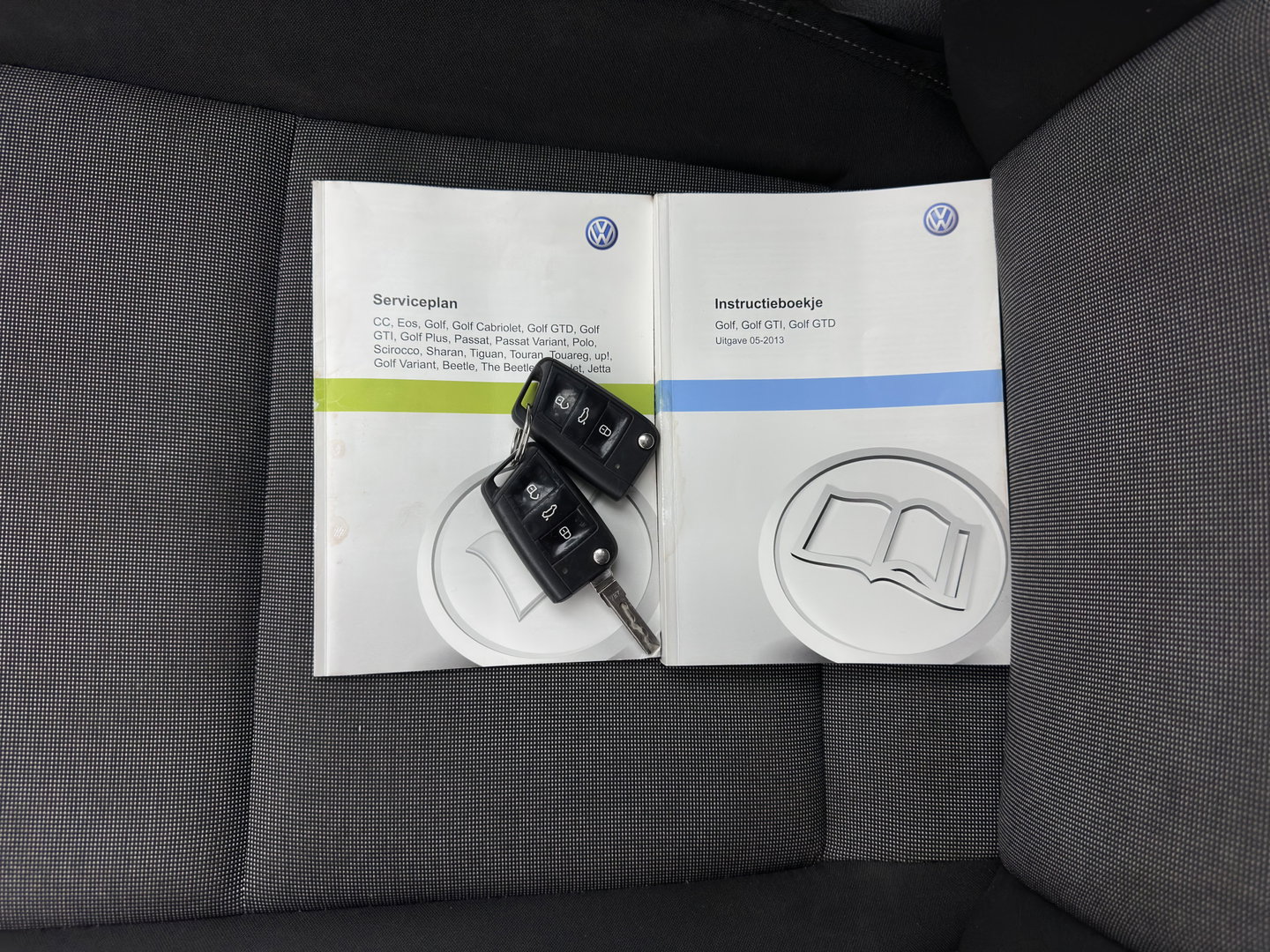 Volkswagen Golf 1.2 TSI Easyline *NAVI-FULLMAP | COMFORT-SEATS | AIRCO | PRIVACY-GLASS | 18''ALU*