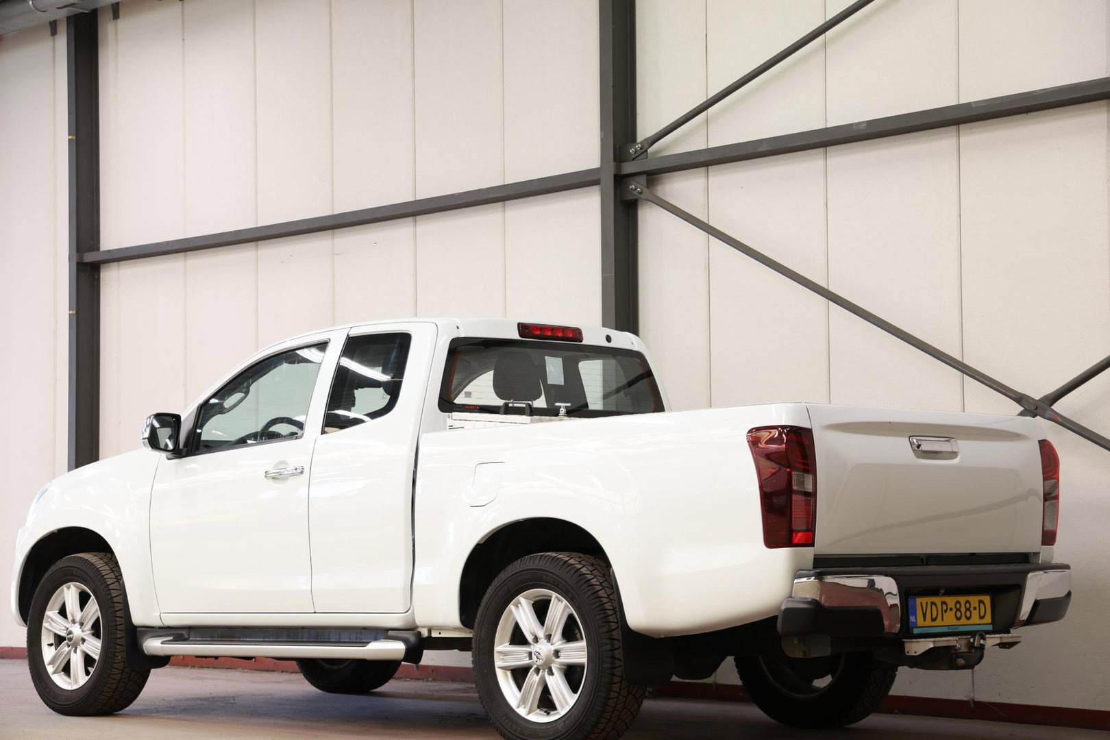 Isuzu D-Max 1.9 Extended Cab 3500KG TREKHAAK EURO 6