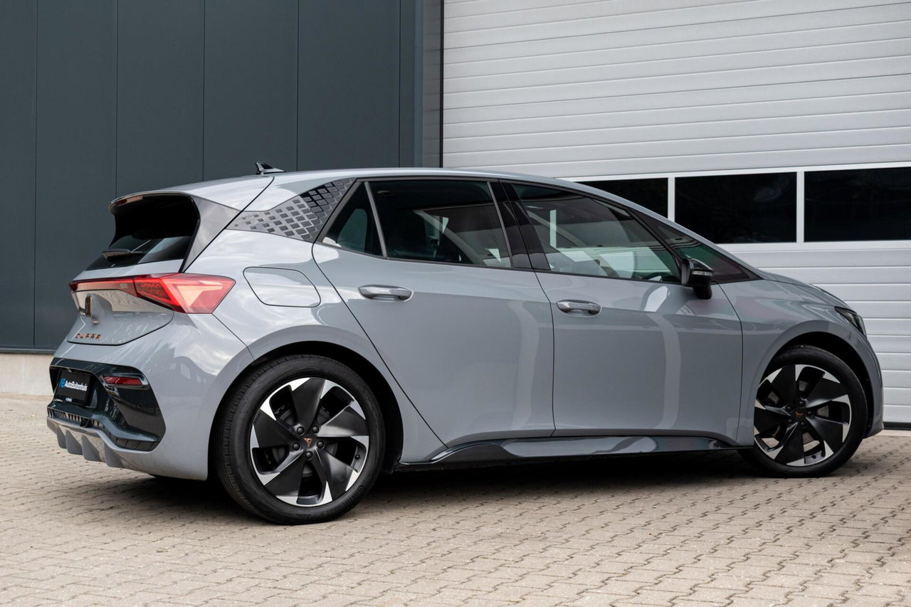 CUPRA Born