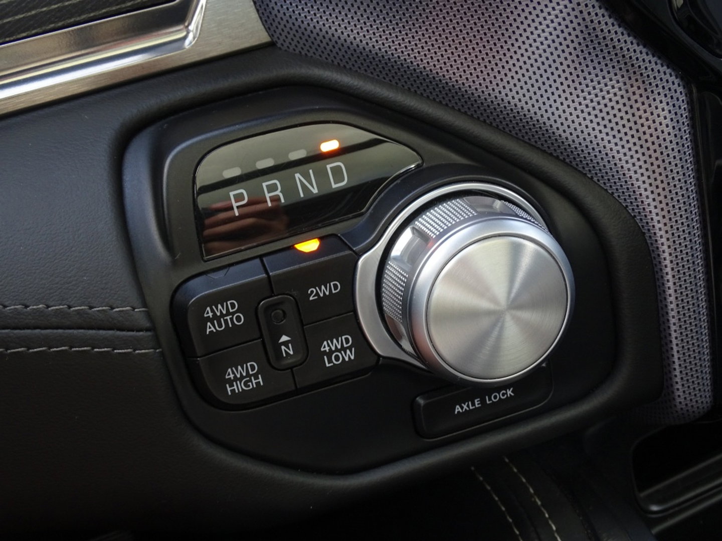 RAM Ram 1500 5.7 V8 402PK 4X4 Limited / Harman Kardon / pano / *NAP* / BTW