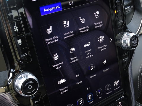 RAM Ram 1500 5.7 V8 402PK 4X4 Limited / Harman Kardon / pano / *NAP* / BTW