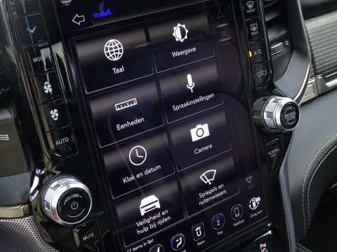 RAM Ram 1500 5.7 V8 402PK 4X4 Limited / Harman Kardon / pano / *NAP* / BTW
