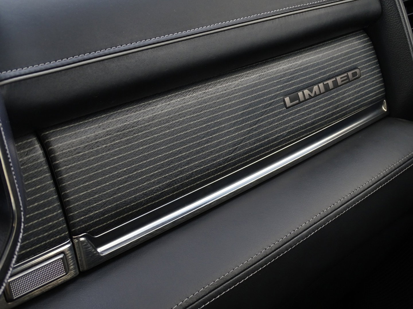 RAM Ram 1500 5.7 V8 402PK 4X4 Limited / Harman Kardon / pano / *NAP* / BTW