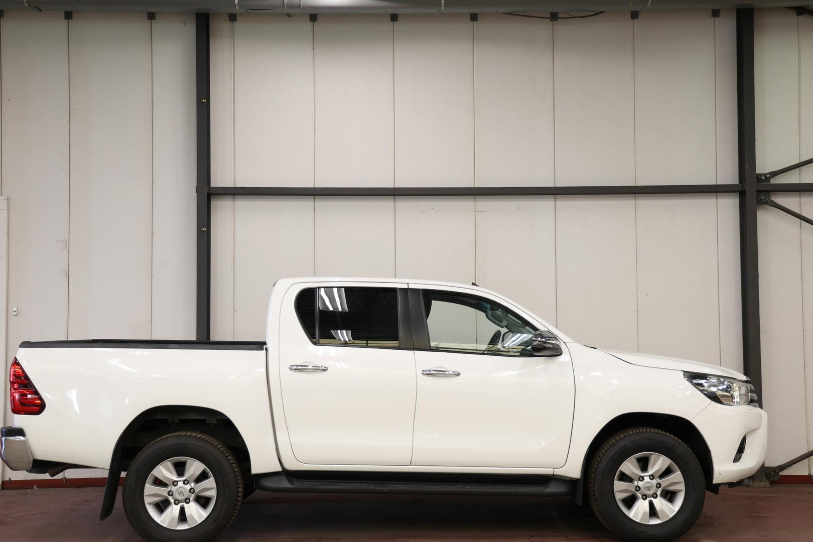 Toyota Hilux 2.4 D-4D AUTOMAAT 4WD 4x4 Double Cab