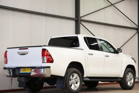 Toyota Hilux 2.4 D-4D AUTOMAAT 4WD 4x4 Double Cab
