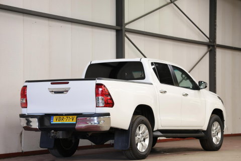Toyota Hilux 2.4 D-4D AUTOMAAT 4WD 4x4 Double Cab