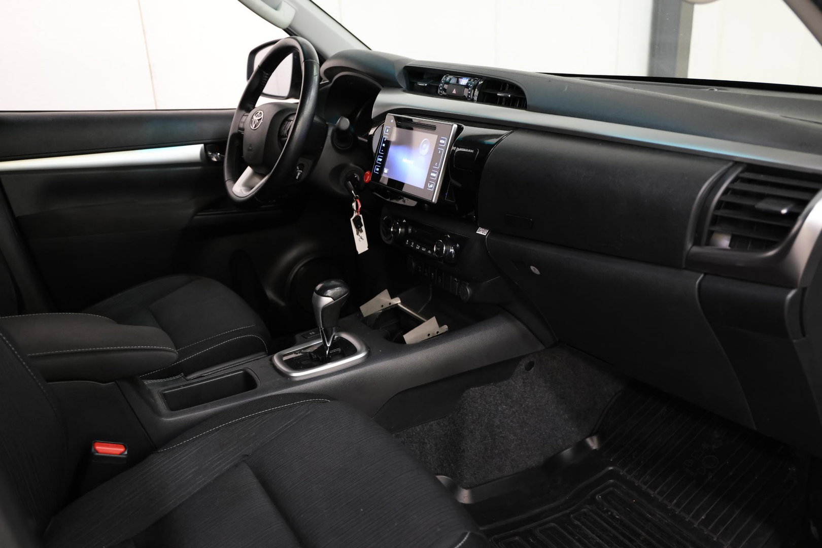 Toyota Hilux 2.4 D-4D AUTOMAAT 4WD 4x4 Double Cab
