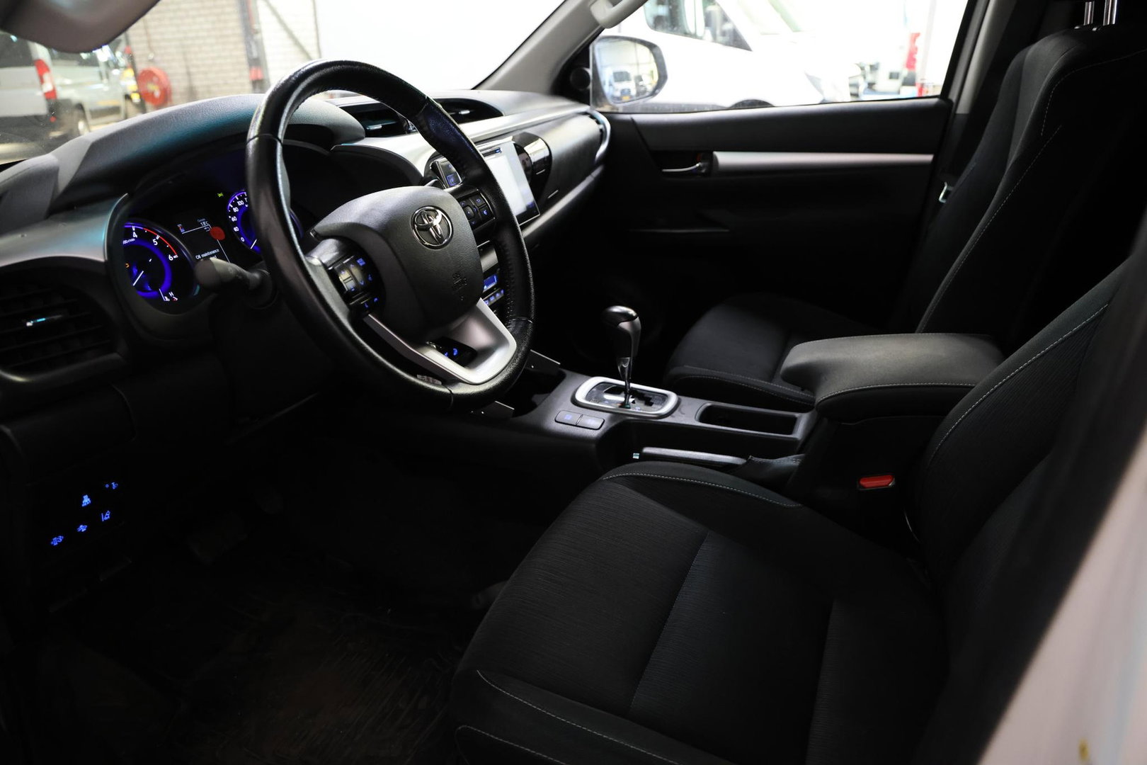 Toyota Hilux 2.4 D-4D AUTOMAAT 4WD 4x4 Double Cab