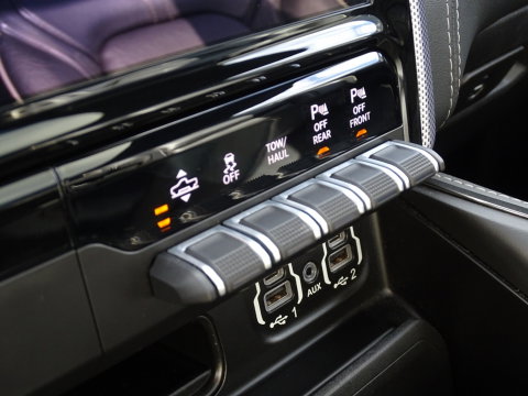 RAM Ram 1500 5.7 V8 402PK 4X4 Limited / Harman Kardon / pano / *NAP* / BTW