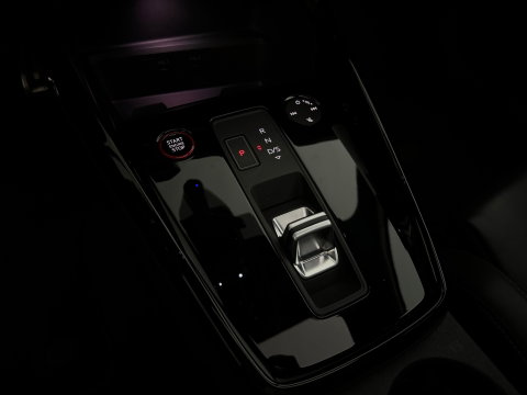 Audi RS3 Sportback 2.5 TFSI quattro Pano|Ceramic|Hulk|Keyless|HuD