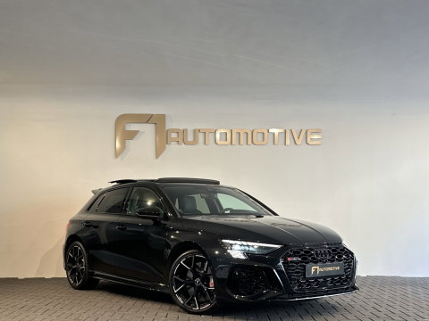 Audi RS3 Sportback 2.5 TFSI quattro Pano|Ceramic|Hulk|Keyless|HuD