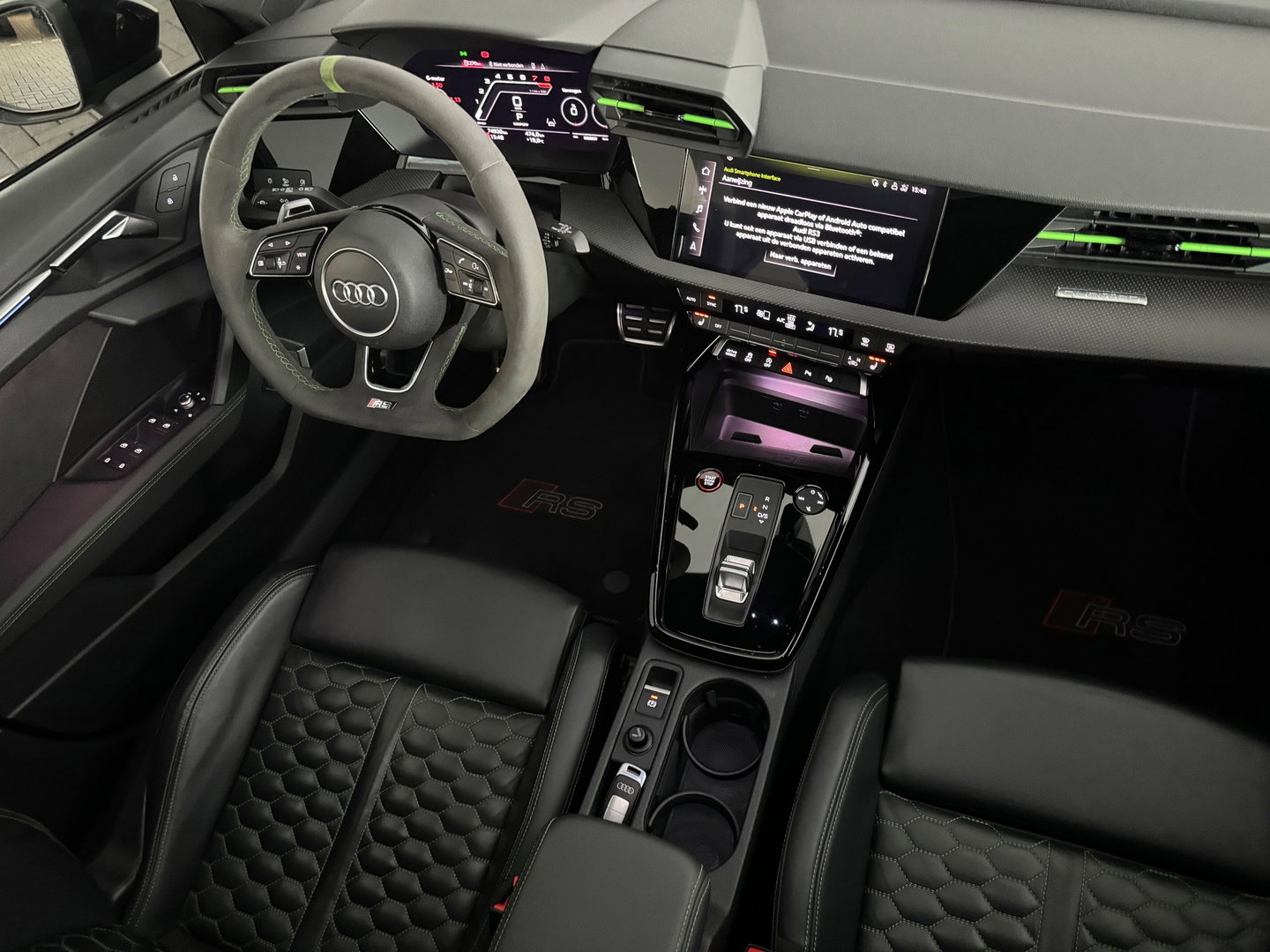 Audi RS3 Sportback 2.5 TFSI quattro Pano|Ceramic|Hulk|Keyless|HuD