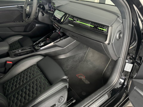 Audi RS3 Sportback 2.5 TFSI quattro Pano|Ceramic|Hulk|Keyless|HuD