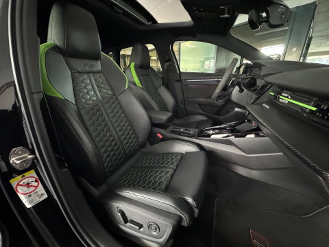 Audi RS3 Sportback 2.5 TFSI quattro Pano|Ceramic|Hulk|Keyless|HuD