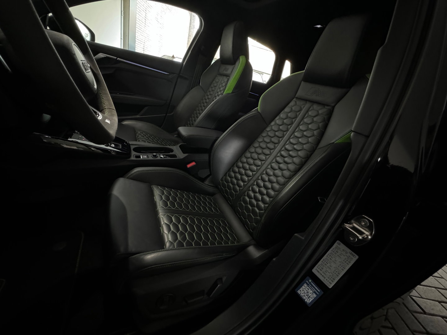 Audi RS3 Sportback 2.5 TFSI quattro Pano|Ceramic|Hulk|Keyless|HuD