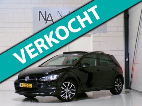 Volkswagen Golf 1.4 TSI ACT Highline "Automaat" Pano Stoelverwarming Trekhaak Xenon-LED Massage-stoel Camera Keyless Parkeersensor