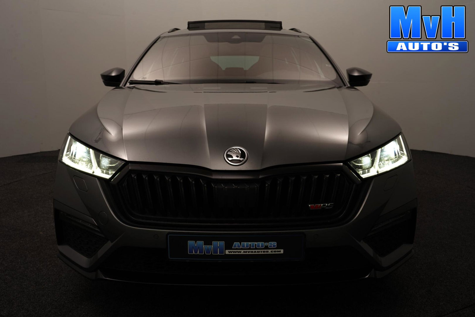 Škoda Octavia Combi 1.4 TSI RS PHEV Business|PANO|SOH.95%