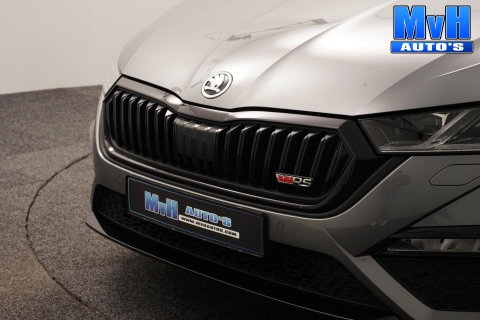 Škoda Octavia Combi 1.4 TSI RS PHEV Business|PANO|SOH.95%