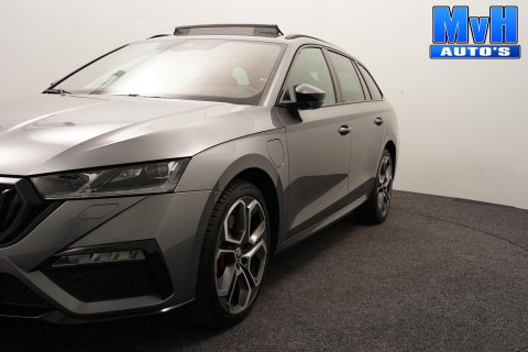 Škoda Octavia Combi 1.4 TSI RS PHEV Business|PANO|SOH.95%