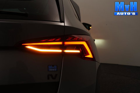 Škoda Octavia Combi 1.4 TSI RS PHEV Business|PANO|SOH.95%