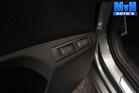 Škoda Octavia Combi 1.4 TSI RS PHEV Business|PANO|SOH.95%