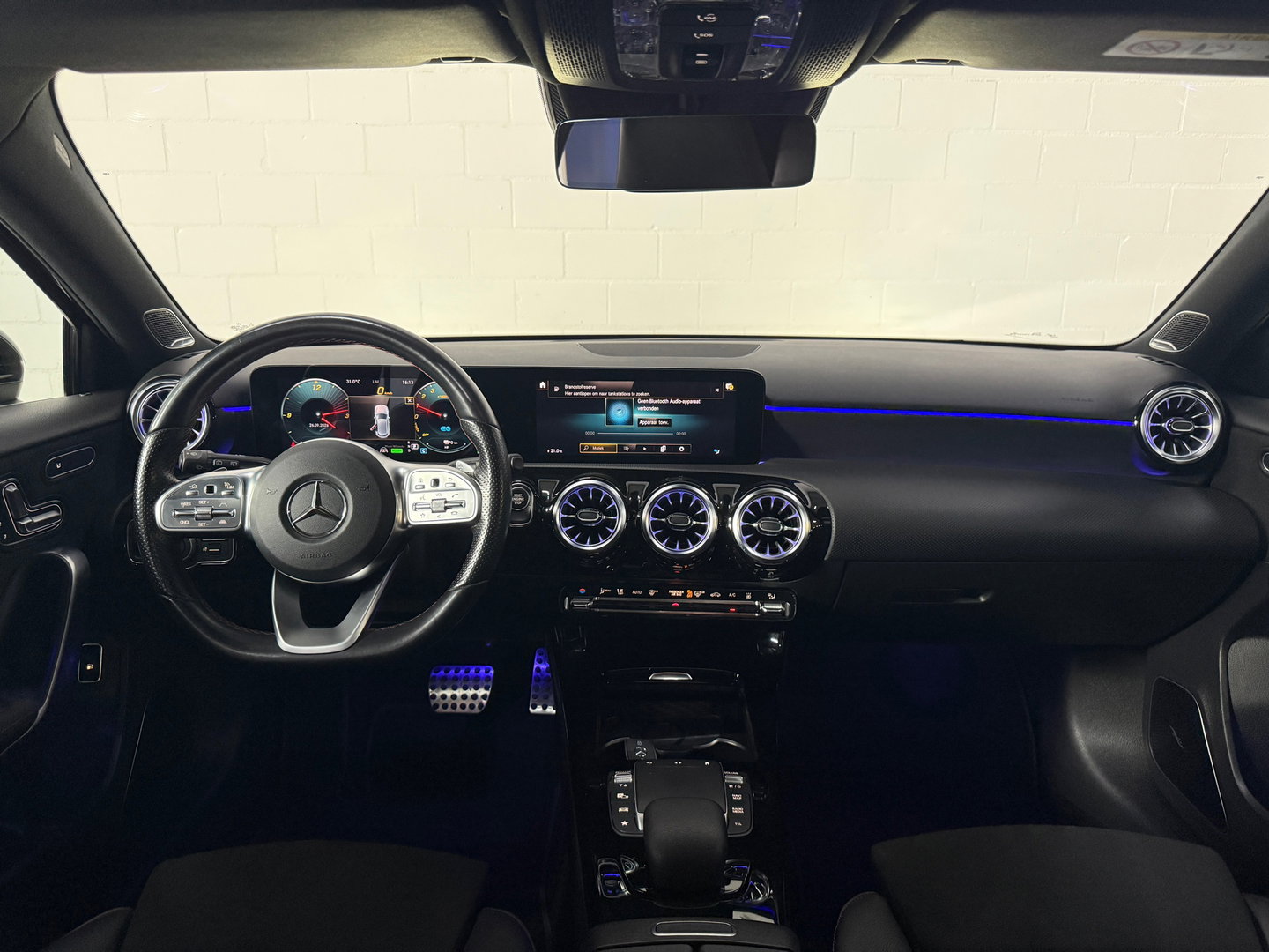 Mercedes-Benz A-Klasse 250 e Premium Plus AMG-Line*BOMVOL*