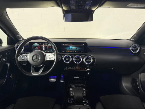 Mercedes-Benz A-Klasse 250 e Premium Plus AMG-Line*BOMVOL*
