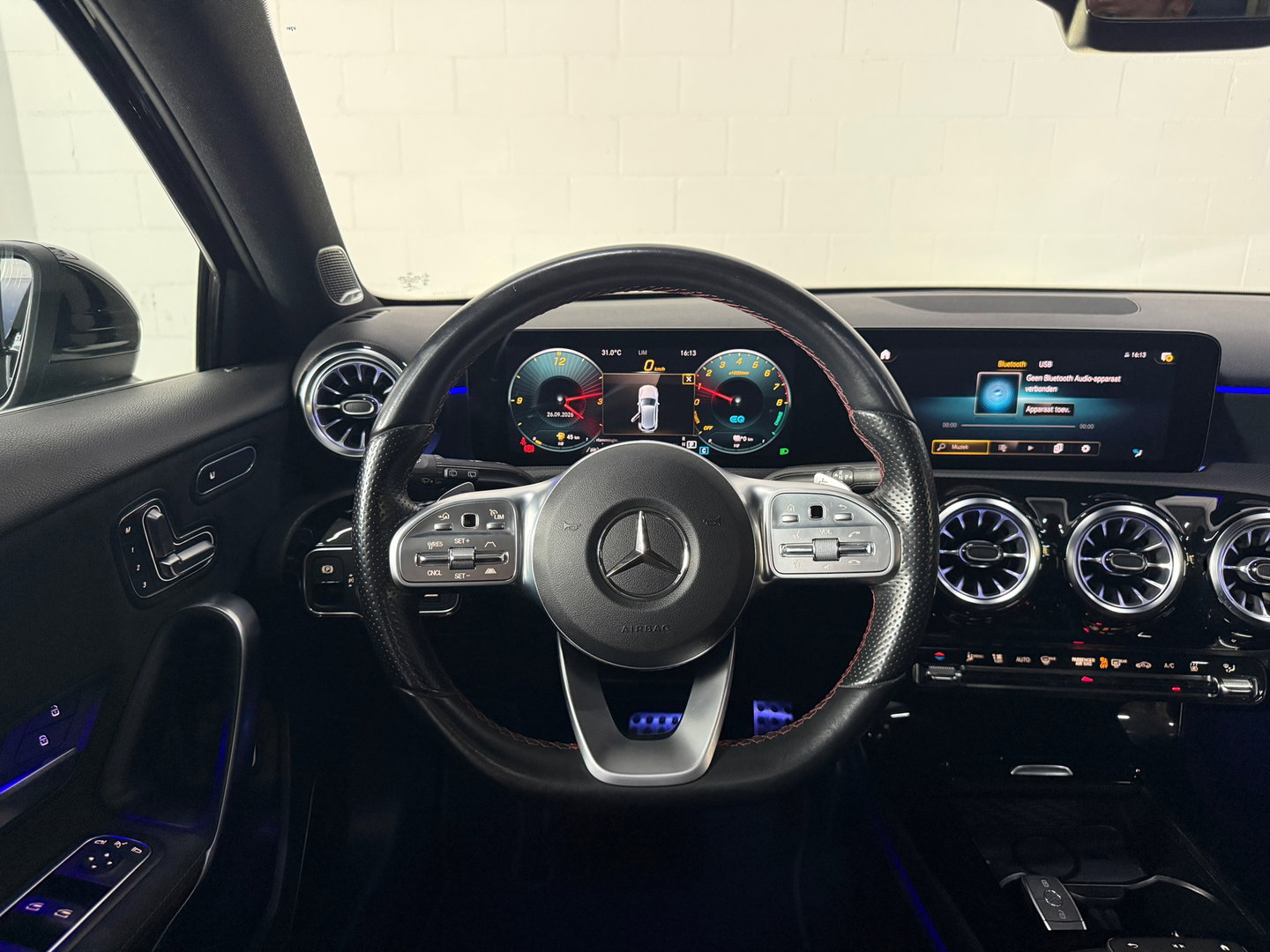 Mercedes-Benz A-Klasse 250 e Premium Plus AMG-Line*BOMVOL*