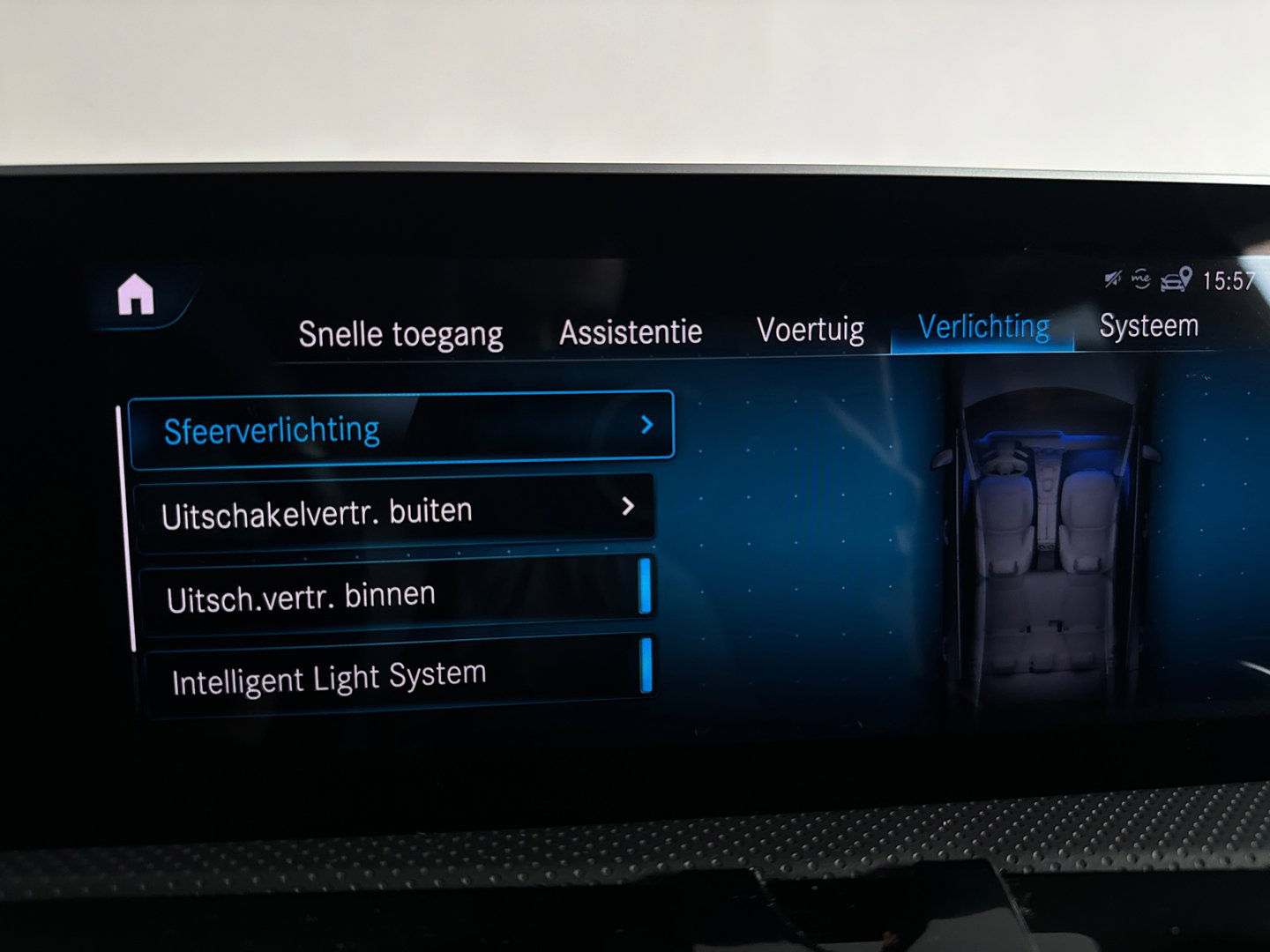 Mercedes-Benz CLA-Klasse 180 AMG Pano|Stoelventilatie|360 Camera|Keyless|Blindspot