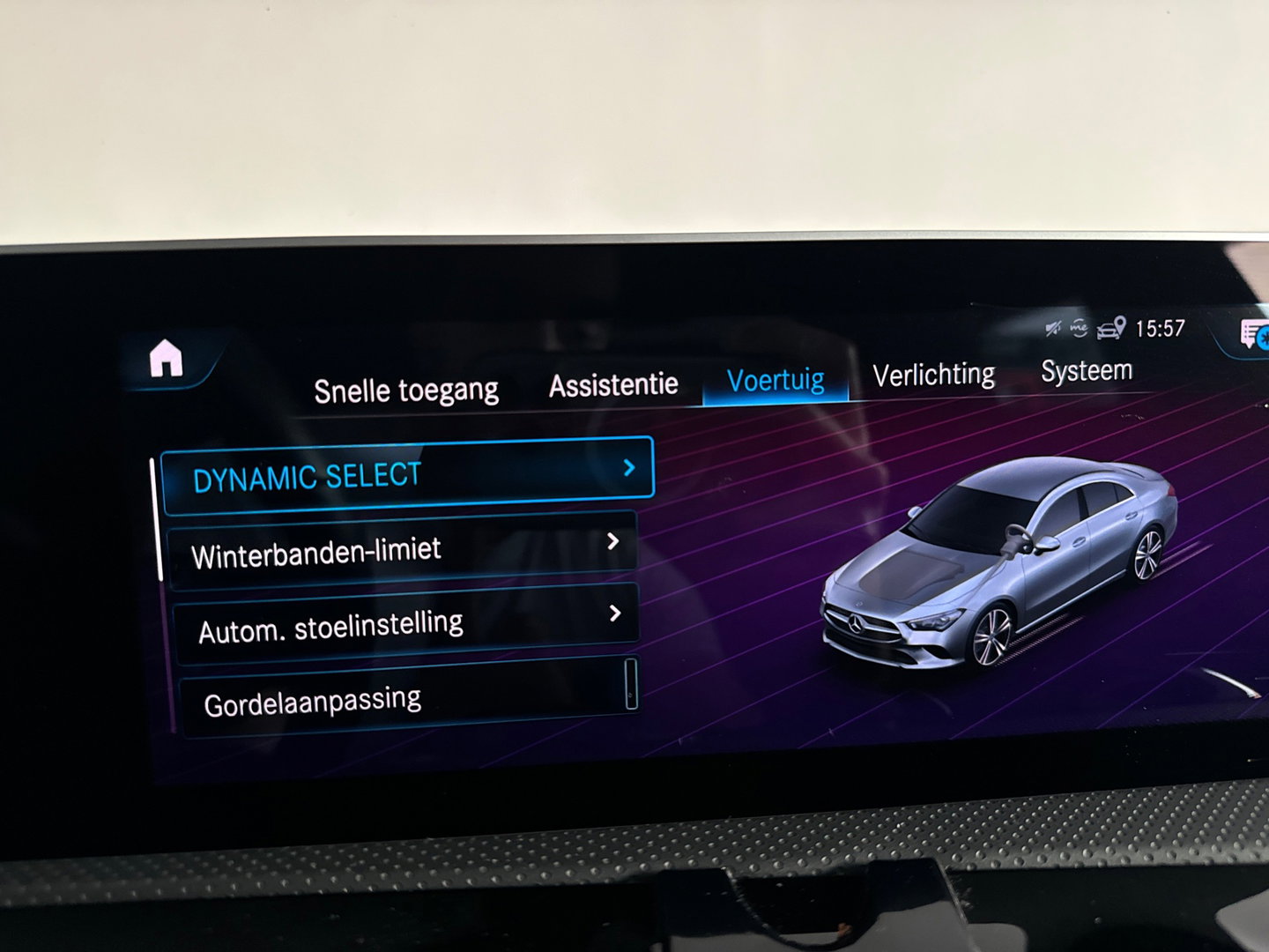 Mercedes-Benz CLA-Klasse 180 AMG Pano|Stoelventilatie|360 Camera|Keyless|Blindspot