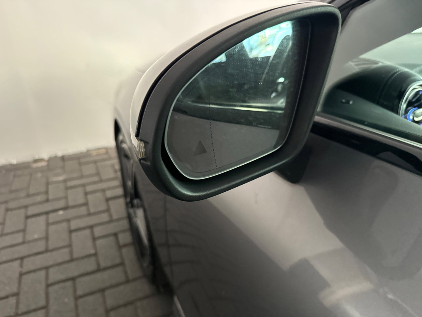 Mercedes-Benz CLA-Klasse 180 AMG Pano|Stoelventilatie|360 Camera|Keyless|Blindspot