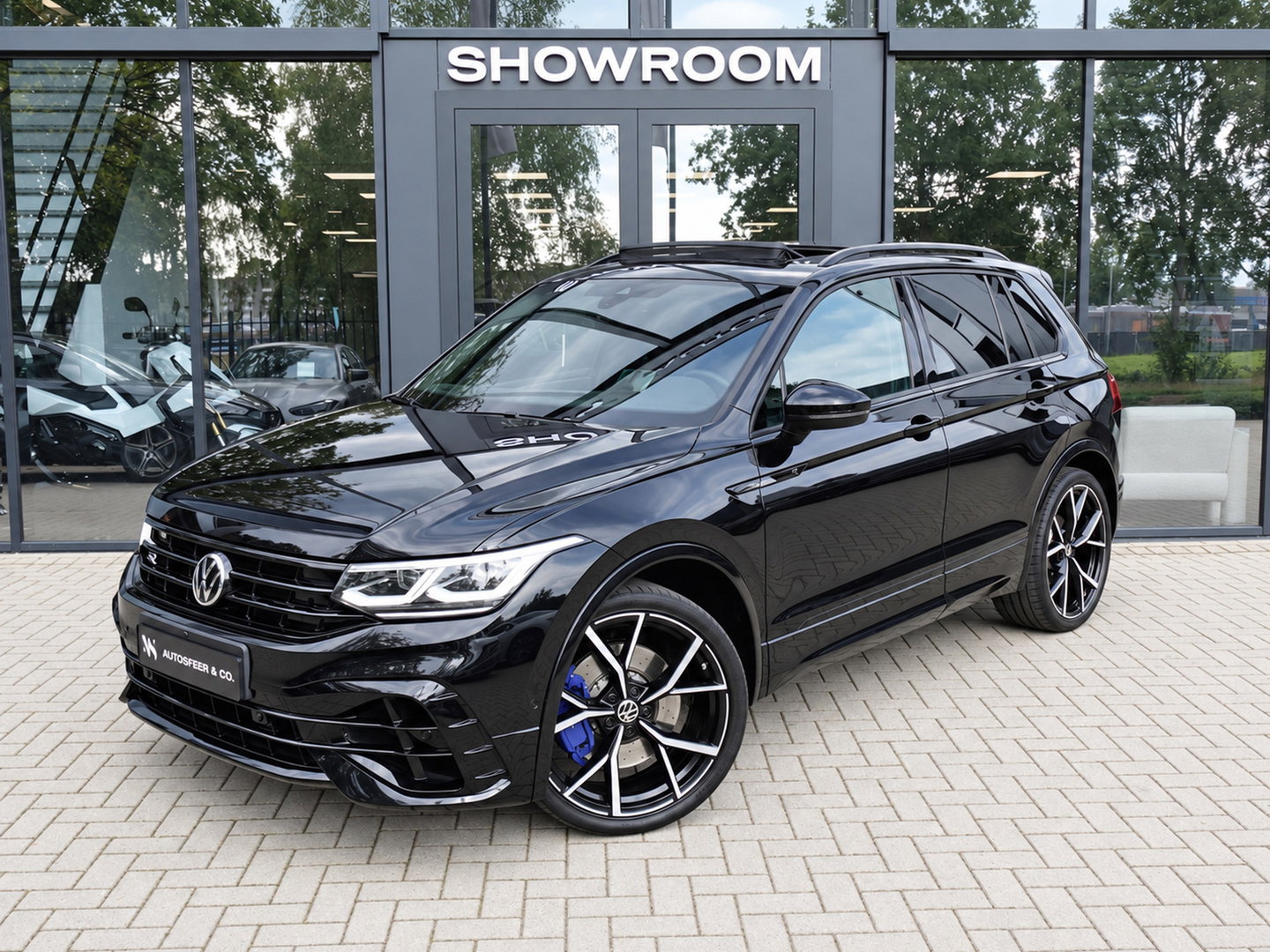Volkswagen Tiguan 2.0 TSI R 4Motion PANO H&K 360 VOL