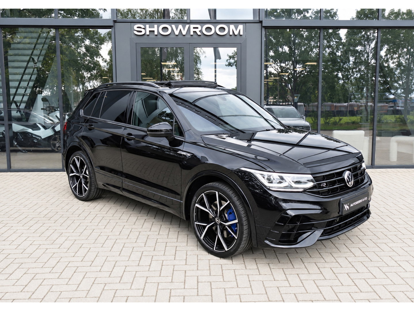 Volkswagen Tiguan 2.0 TSI R 4Motion PANO H&K 360 VOL