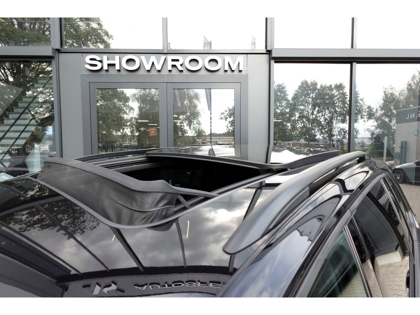 Volkswagen Tiguan 2.0 TSI R 4Motion PANO H&K 360 VOL