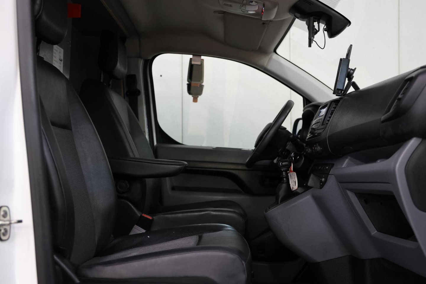 Opel Vivaro 2.0 CDTI L3H1 IMPERIAAL TREKHAAK 2500KG