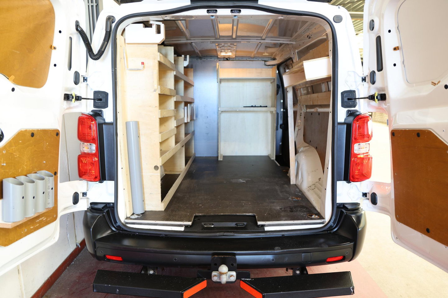 Opel Vivaro 2.0 CDTI L3H1 IMPERIAAL TREKHAAK 2500KG