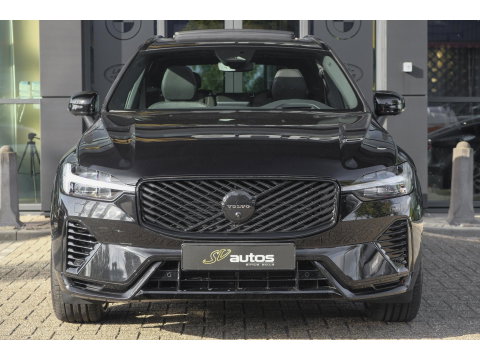 Volvo XC60 2.0 T6 350pk Plus Black Edition Panoramadak Luchtvering *BTW* NIEUW!! 21" LMV BOMVOL!!