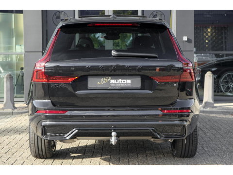 Volvo XC60 2.0 T6 350pk Plus Black Edition Panoramadak Luchtvering *BTW* NIEUW!! 21" LMV BOMVOL!!