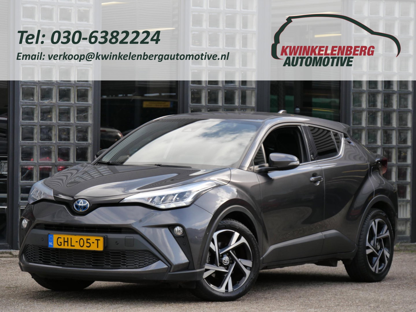 Toyota C-HR 2.0 HYBRID 185PK/ PDC V+A/ BLINDSPOT/ WINTER PAKKET/ ALL-SEASON BANDEN