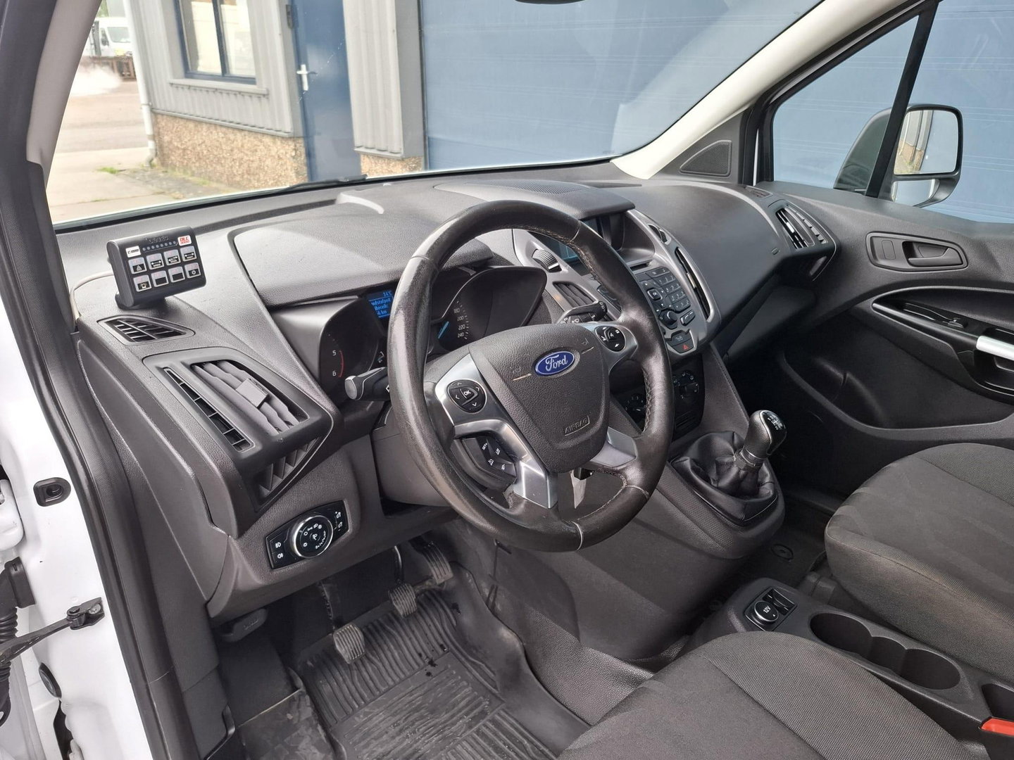 Ford Transit Connect 1.5 TDCi 75kW (T210) LWB Ambiente AIRCO / CRUISE CONTROLE / EURO 6 / PERFECT ONDERDHOUDEN