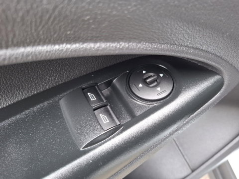 Ford Transit Connect 1.5 TDCi 75kW (T210) LWB Ambiente AIRCO / CRUISE CONTROLE / EURO 6 / PERFECT ONDERDHOUDEN