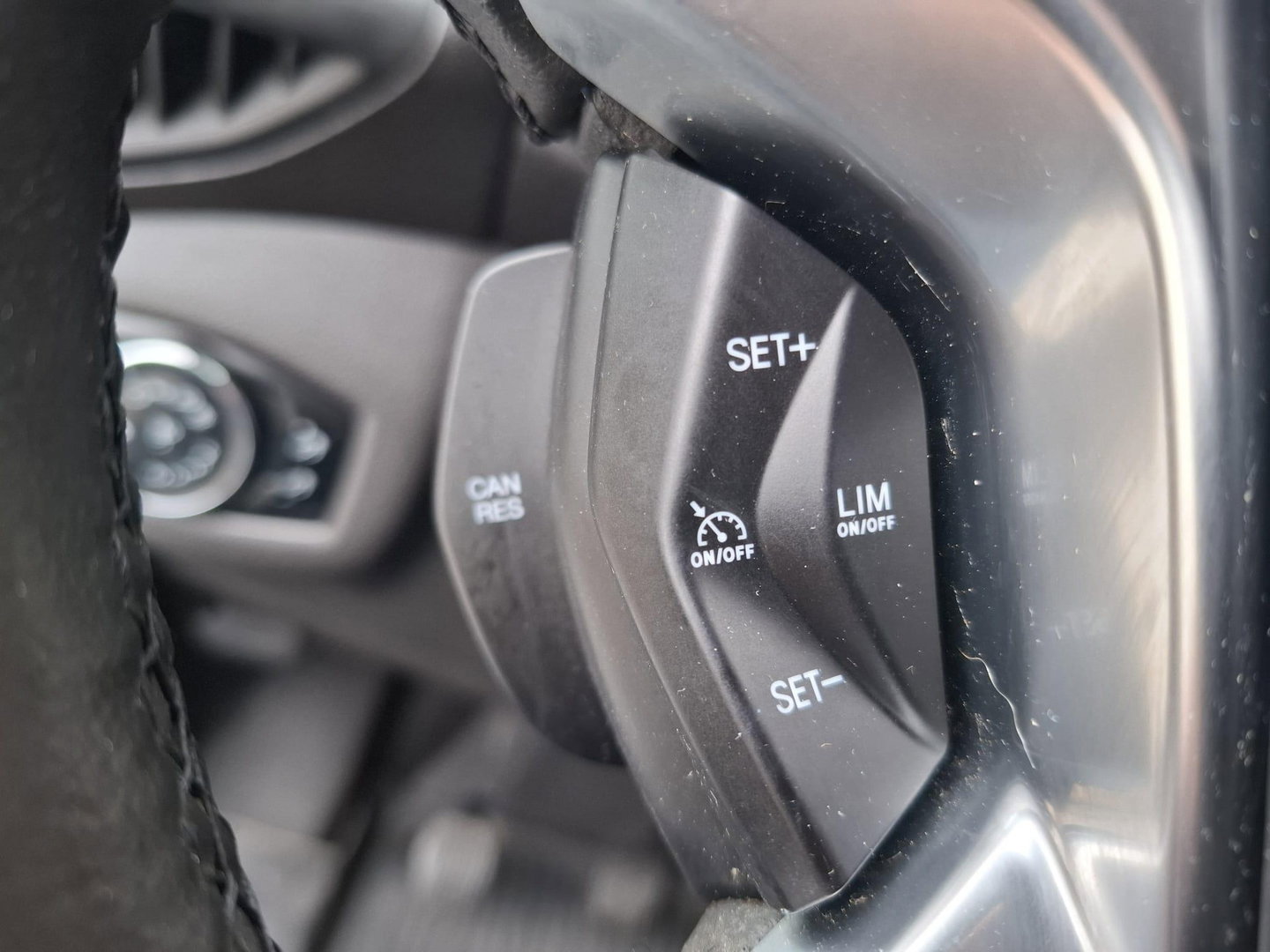 Ford Transit Connect 1.5 TDCi 75kW (T210) LWB Ambiente AIRCO / CRUISE CONTROLE / EURO 6 / PERFECT ONDERDHOUDEN