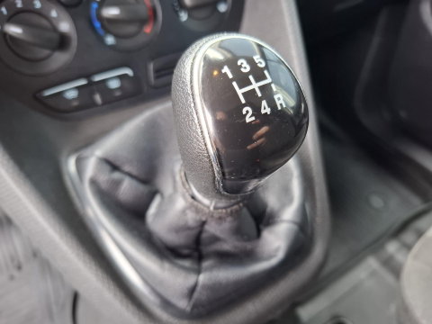 Ford Transit Connect 1.5 TDCi 75kW (T210) LWB Ambiente AIRCO / CRUISE CONTROLE / EURO 6 / PERFECT ONDERDHOUDEN