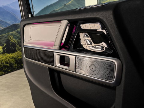 Mercedes-Benz G-Klasse 700 Brabus widebody Full Options