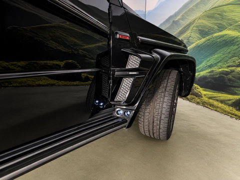 Mercedes-Benz G-Klasse 700 Brabus widebody Full Options