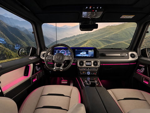Mercedes-Benz G-Klasse 700 Brabus widebody Full Options